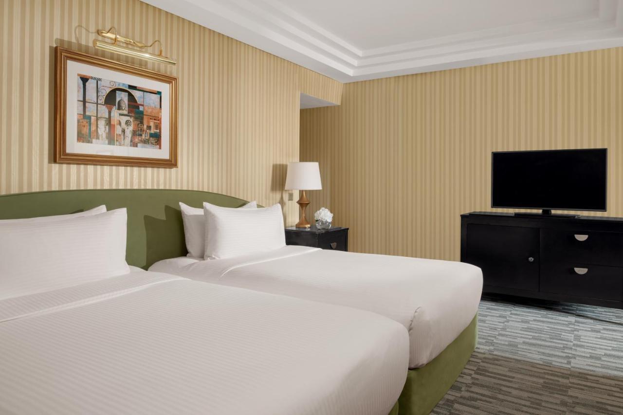 利雅得洲际酒店 利雅德 外观 照片 A guest room at the Hilton London Paddington