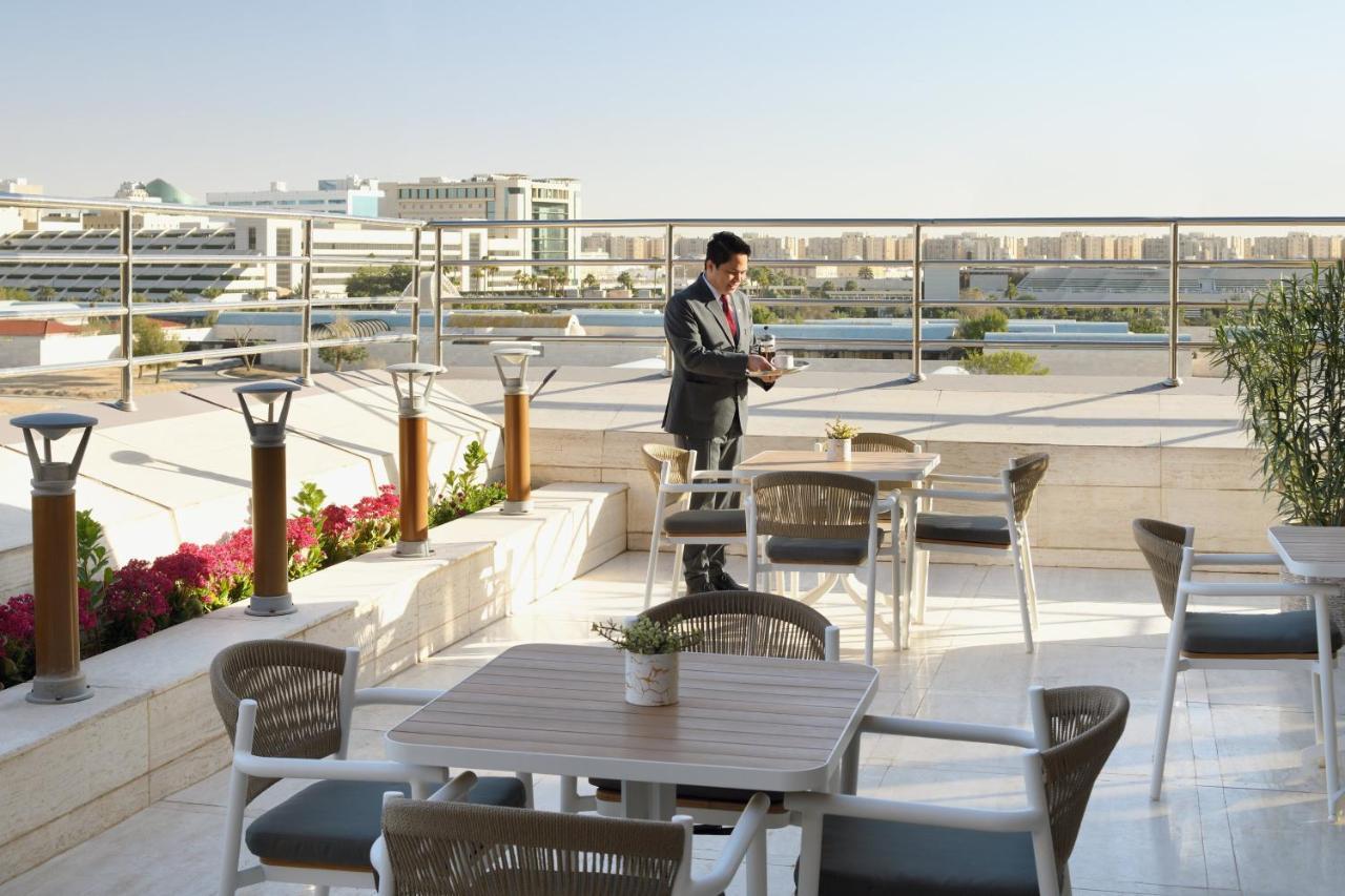 利雅得洲际酒店 利雅德 外观 照片 The Westin Dubai