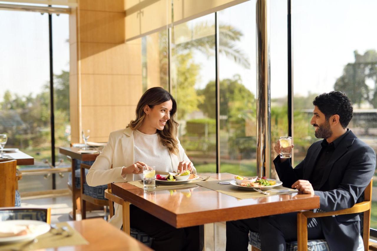 利雅得洲际酒店 利雅德 外观 照片 The Westin Cairo